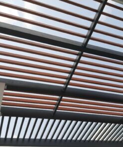 Lam nhôm chắn nắng 85C làm mái che dân dụng