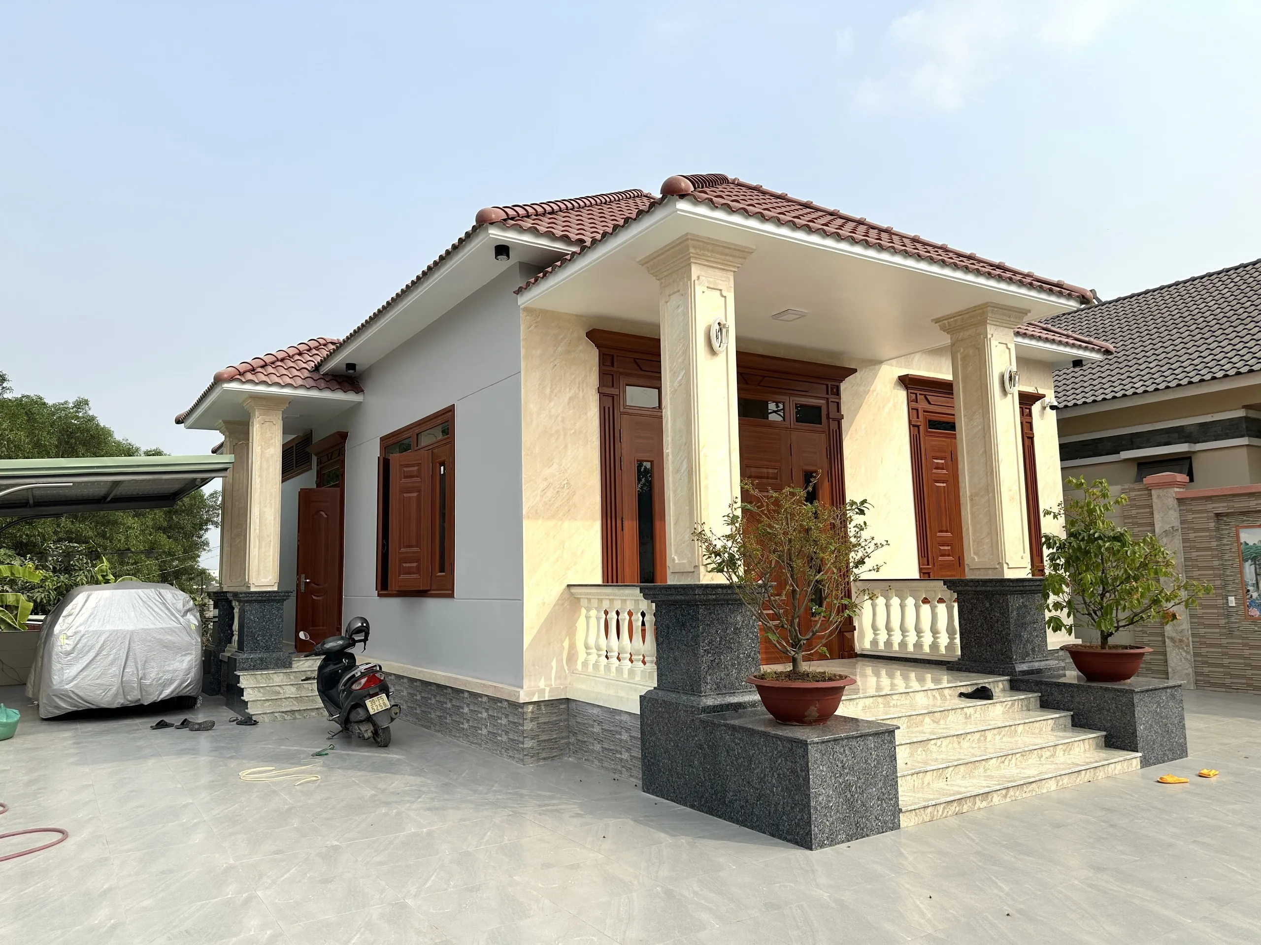 Mua Cửa Thép Vân Gỗ Uy Tín Ở Đâu Hưng Yên?